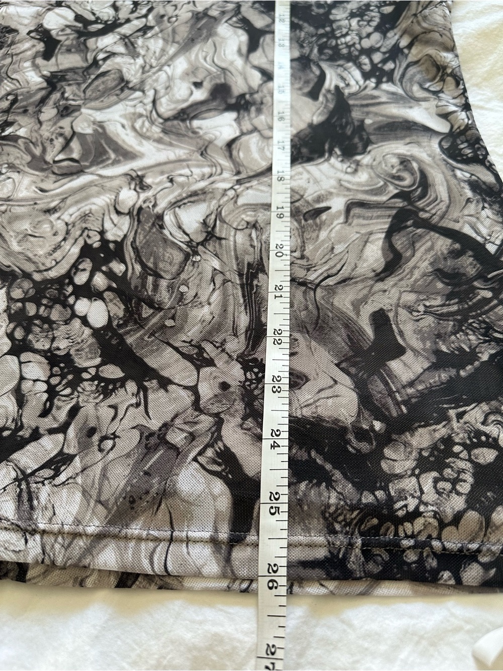 Zella Marble-Effect Long Sleeve Mesh Top, size large - Picture 11 of 12